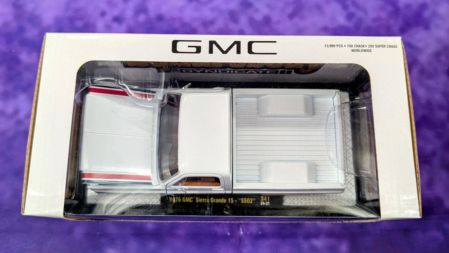 M2 Squarebody Syndicate 1976 GMC Sierra Grande 15 "SS02" 1/24 Scale S41 24-21