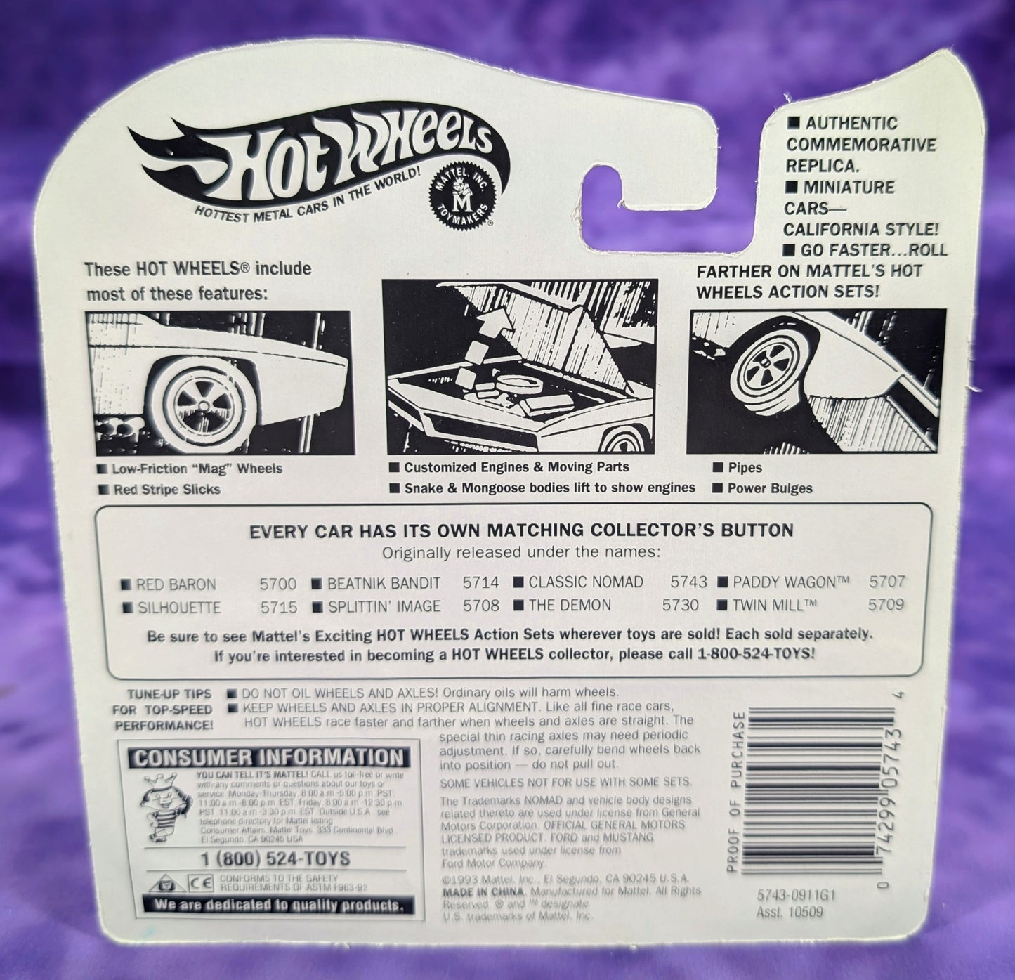 Hot Wheels Vintage Collection Classic Nomad and Collector's Button