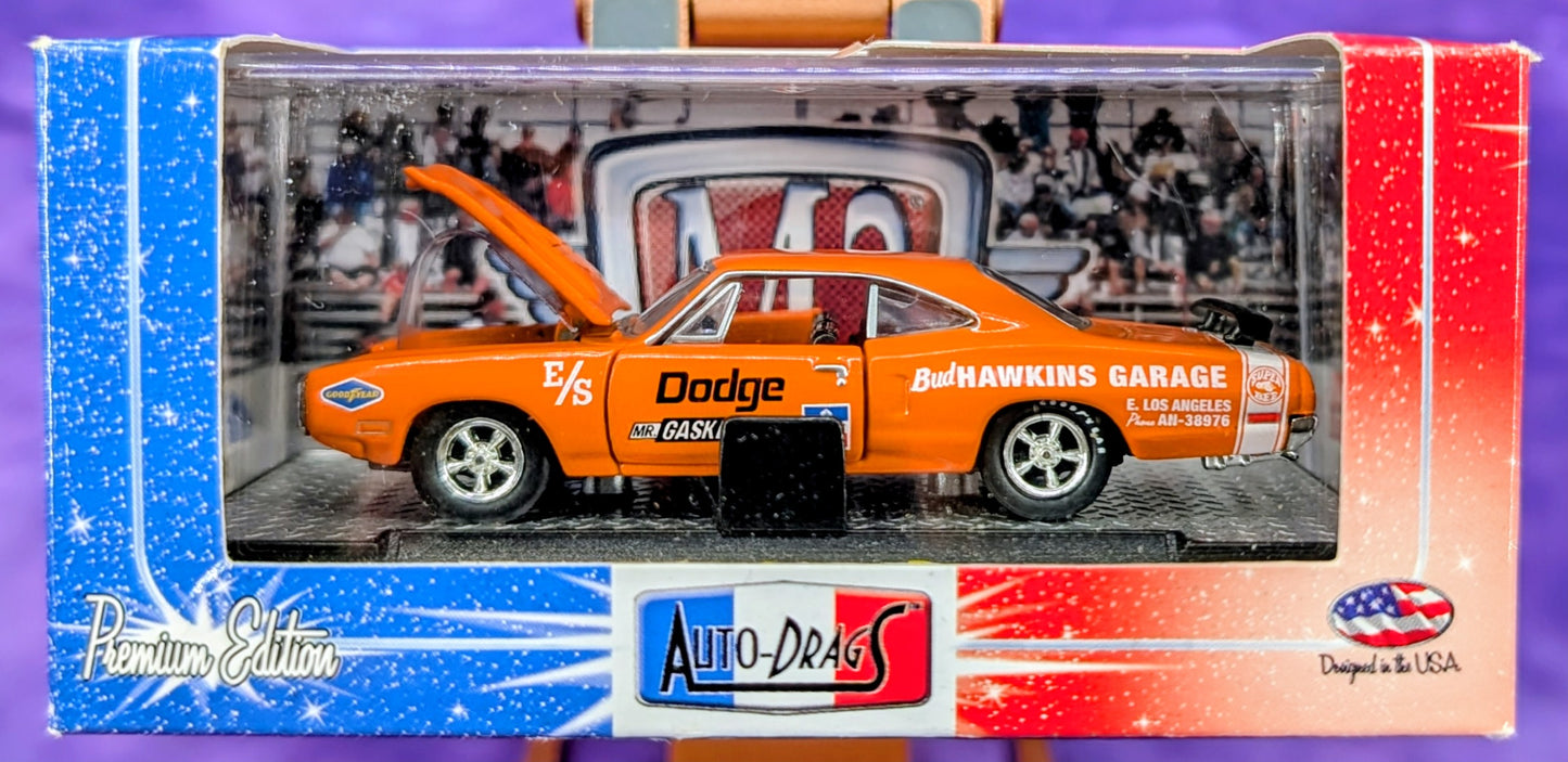 M2 Machines 1970 Dodge Super Bee - Auto-Drags - 09-09