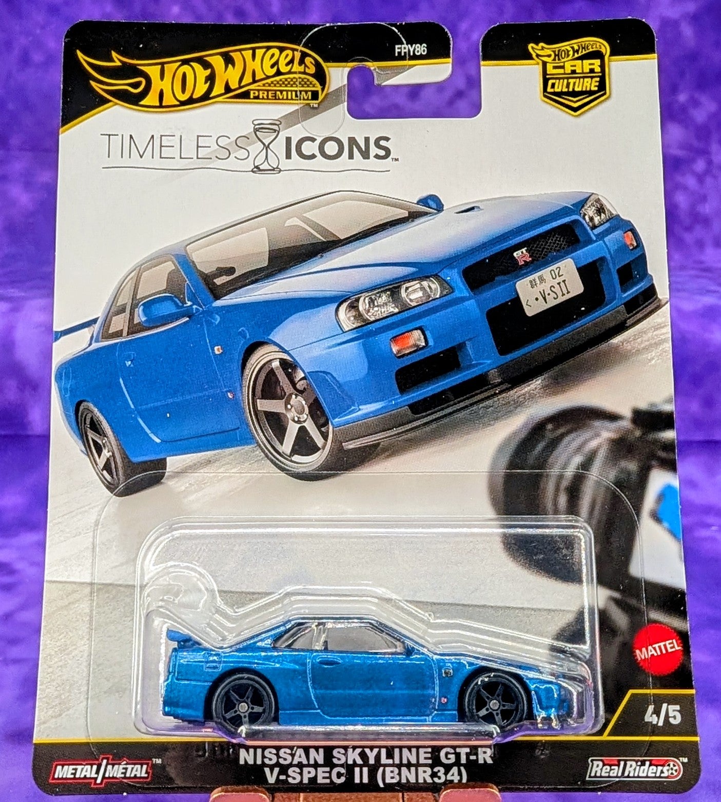 Hot Wheels Nissan Skyline GT-R V-Spec II BNR34 - Timeless Icons - Car Culture - Premium