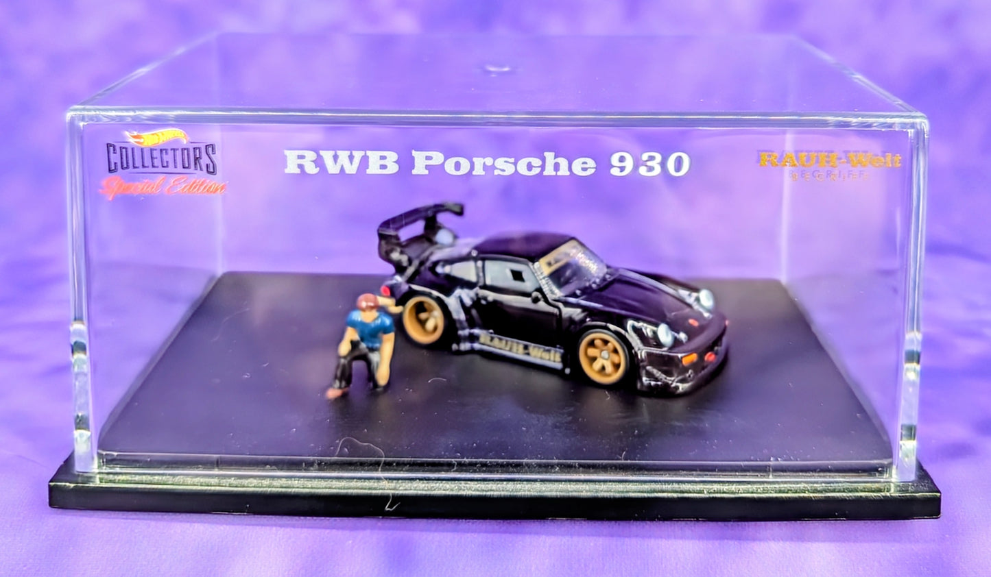 Hot Wheels RLC RWB Porsche 930 & Akira Nakai Figure - #02559/12000 - Red Line Club Diorama
