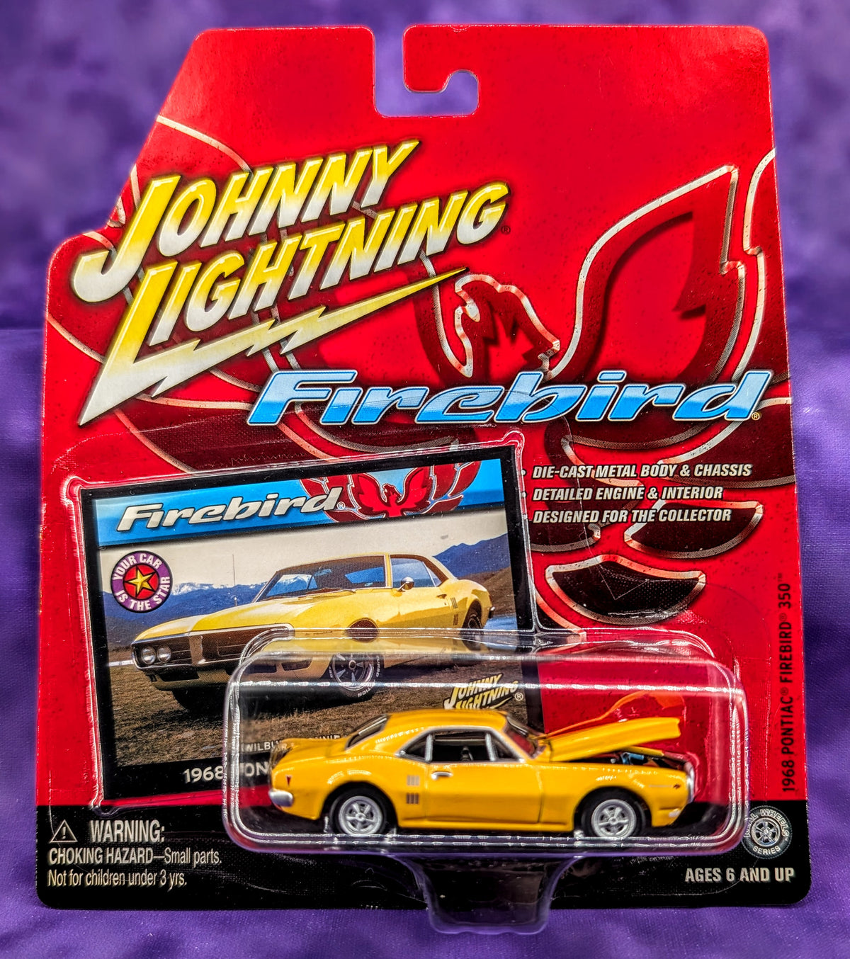 Johnny Lightning 1968 Pontiac Firebird 350 - Firebird Series