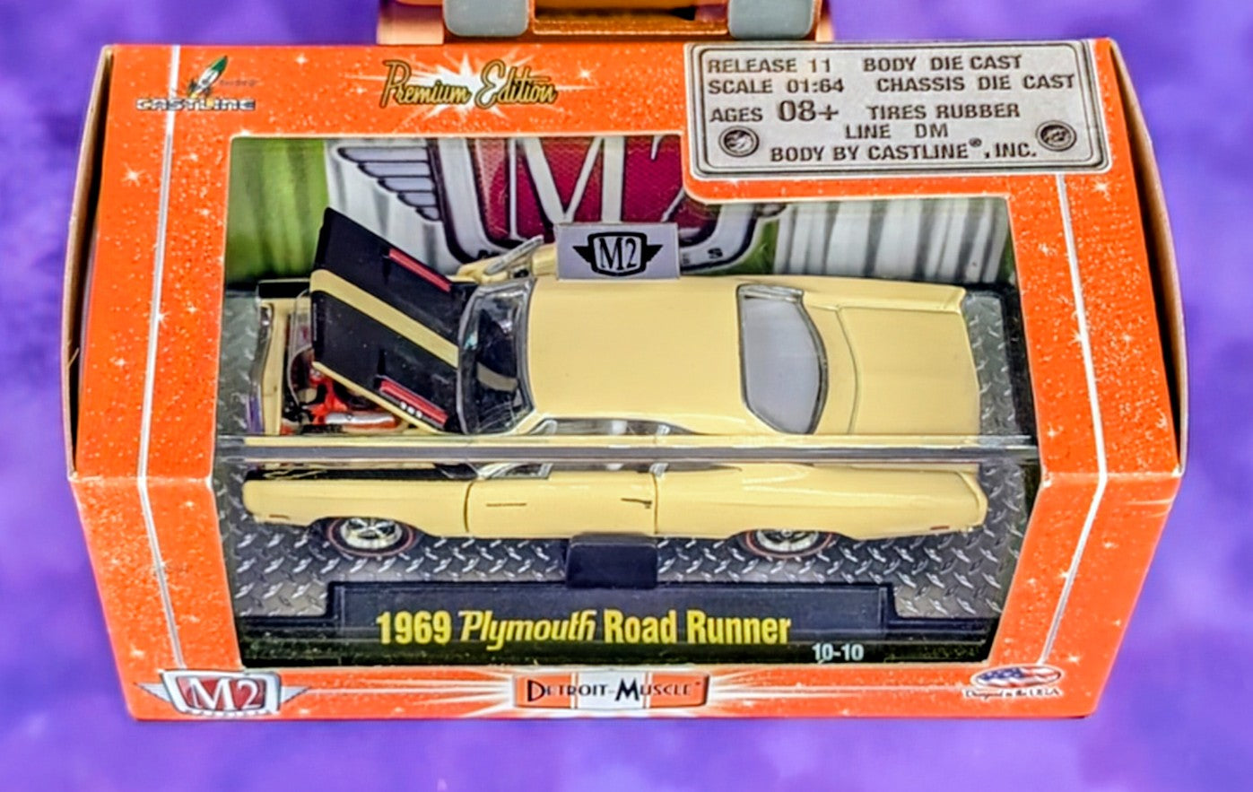M2 Machines 1969 Plymouth Road Runner - 10-10