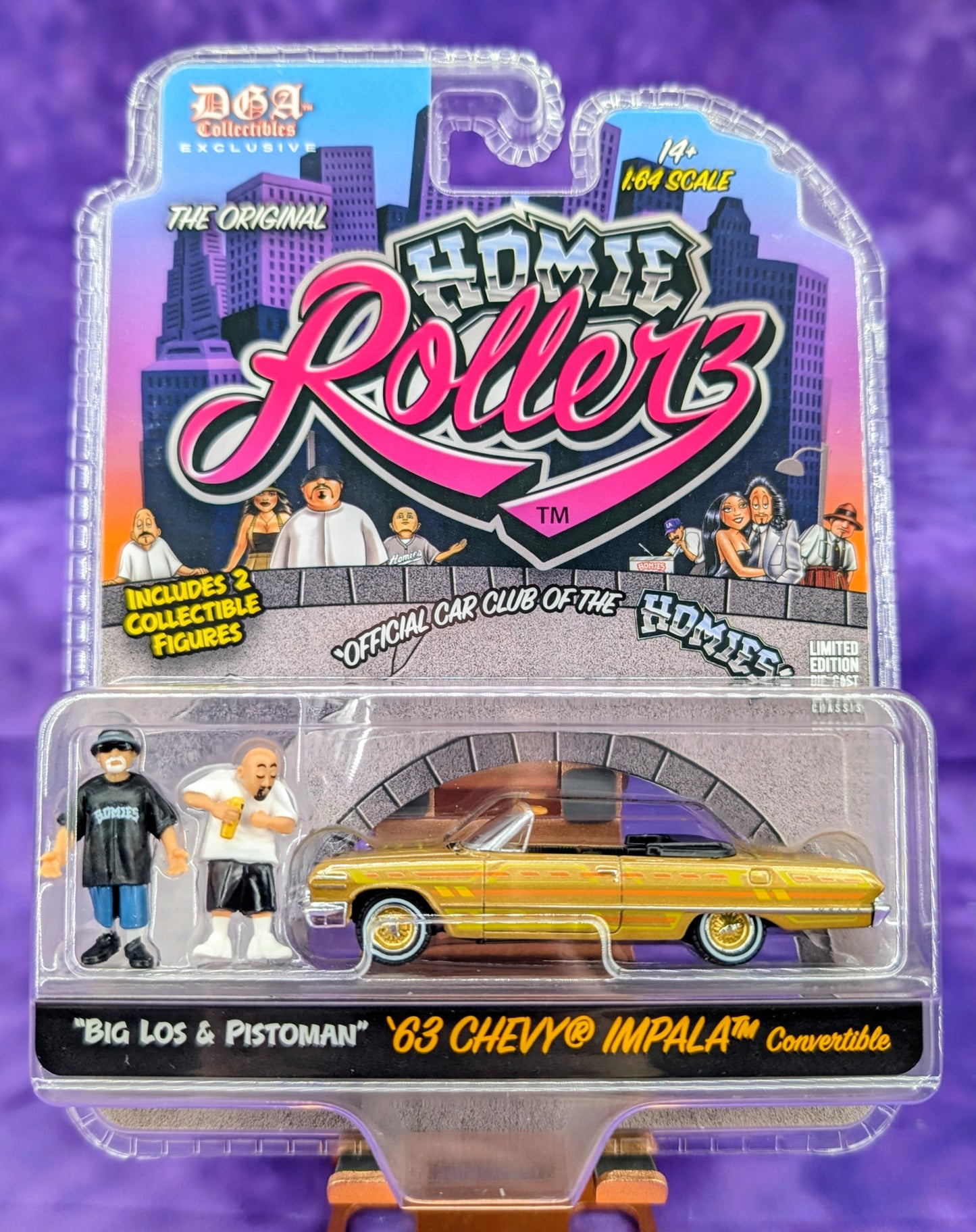 CHASE! Homie Rollerz 1963 Chevrolet Impala SS Convertible w/ Big Los & Pistoman - Greenlight x DGA