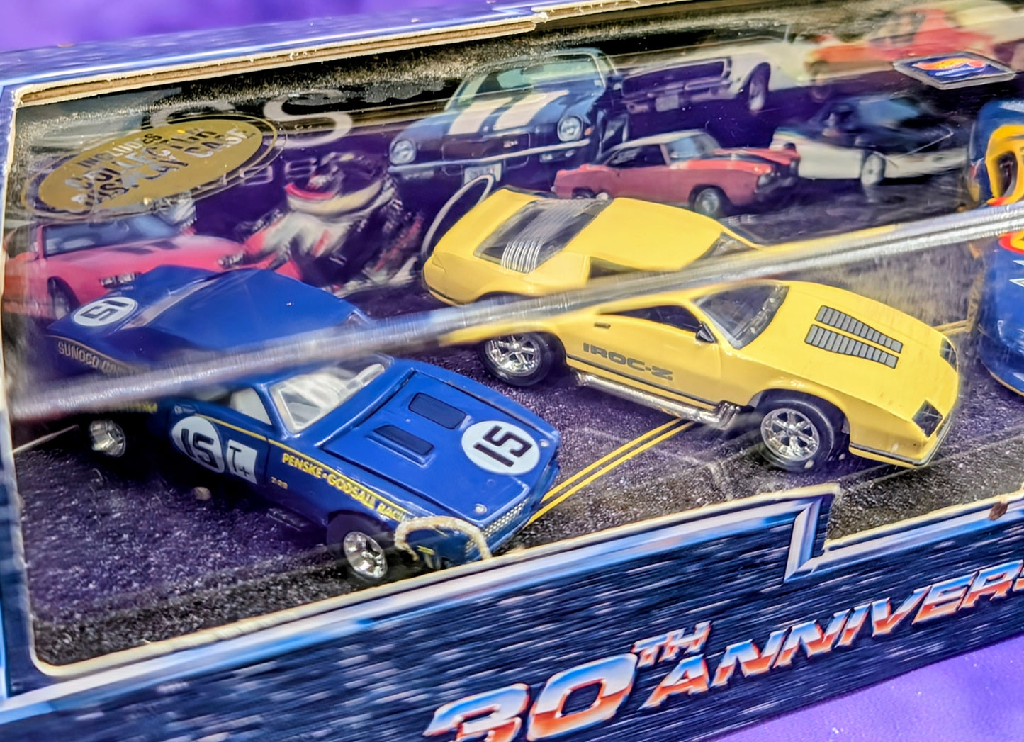 Hot Wheels 30th Anniversary of the Camaro - Individually Numbered A5553 - Limited Edition Premium Set in Display Case - Real Riders