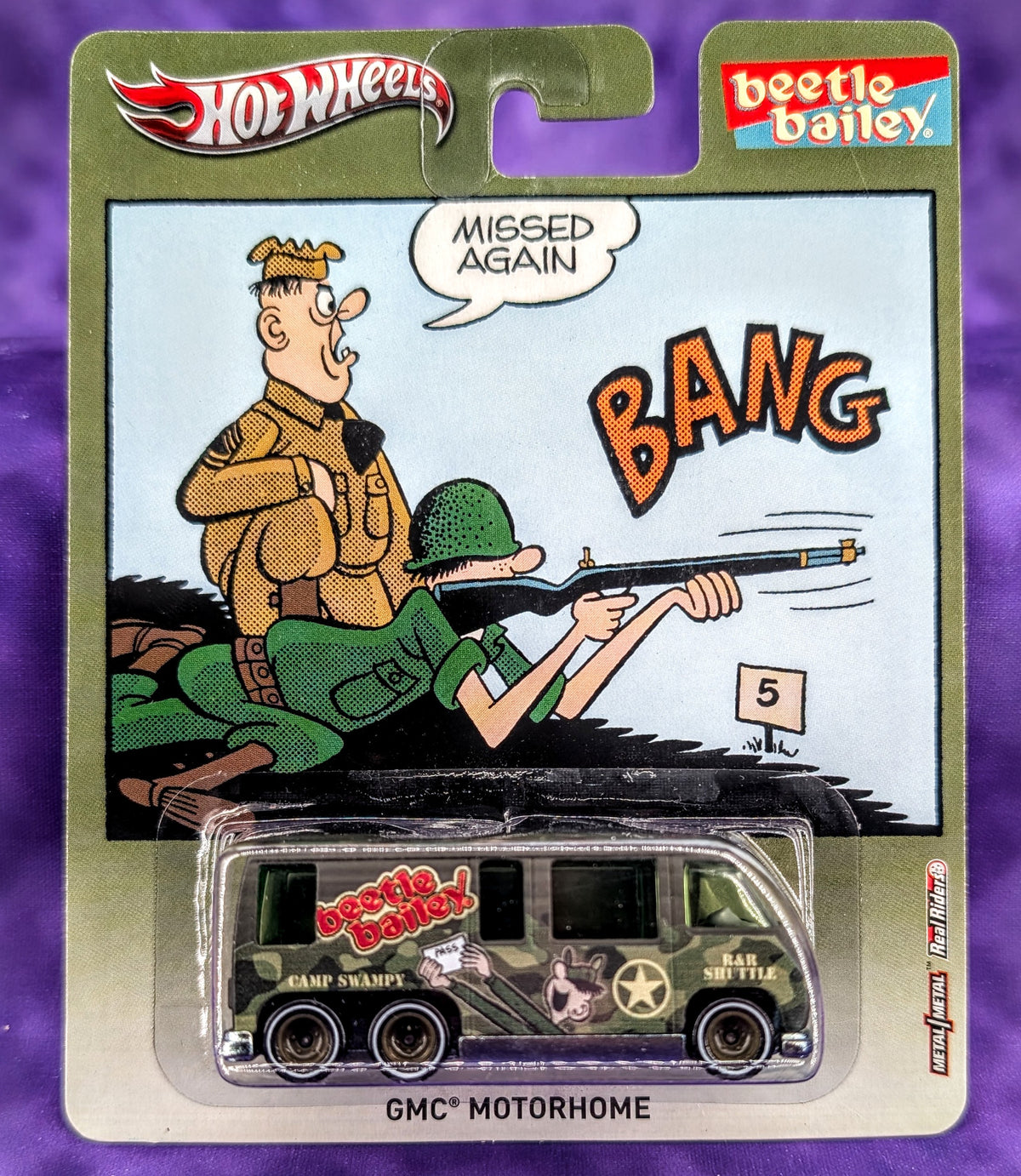 Hot Wheels GMC Motorhome - Beetle Bailey - Premium