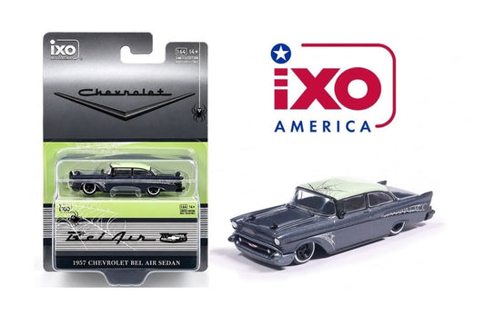 iXO 1957 Chevrolet Bel Air Sedan Lowrider - Spider Web / Halloween Edition