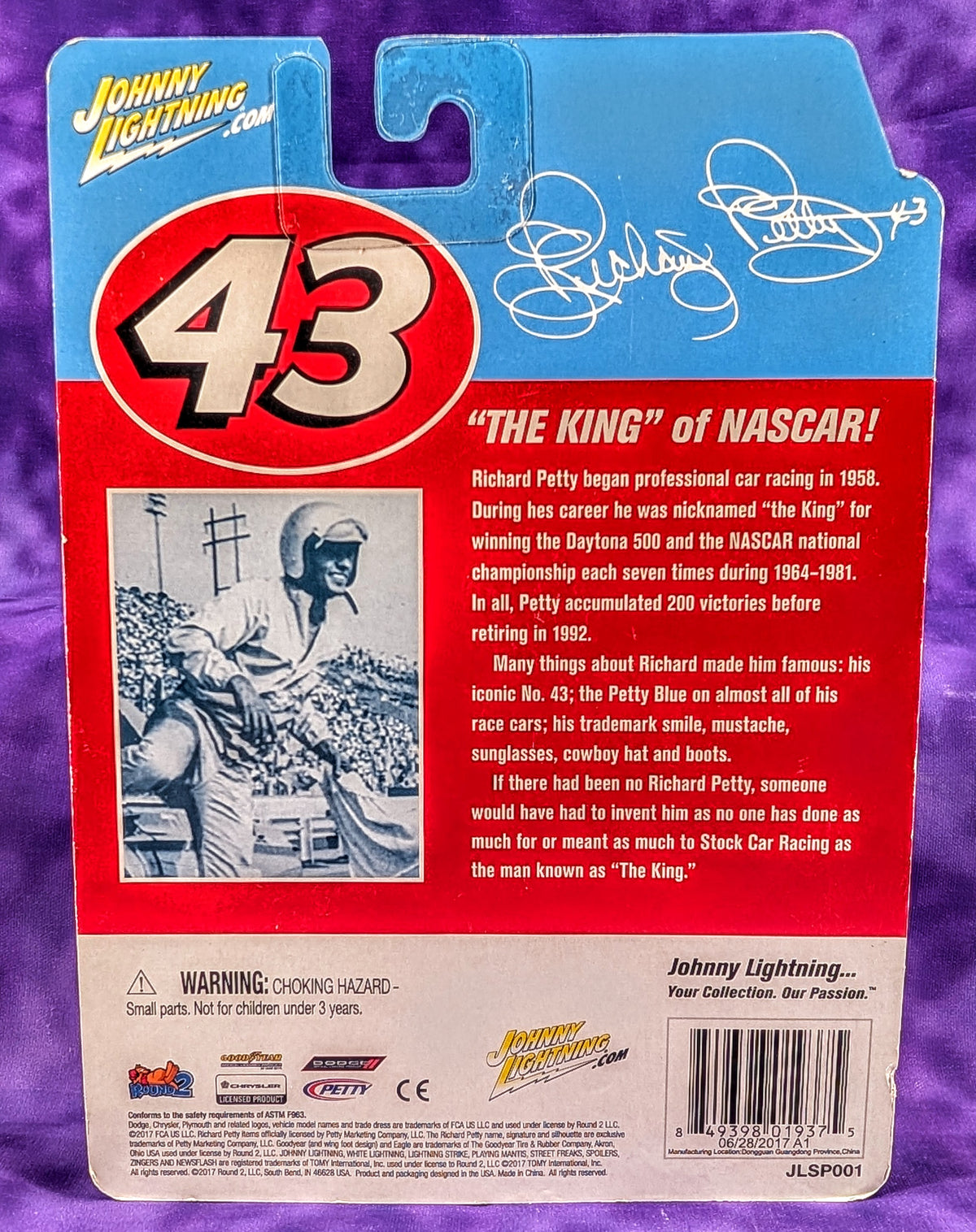 Johnny Lightning 1972 Plymouth Road Runner Richard Petty #43 STP - 1 of 1752