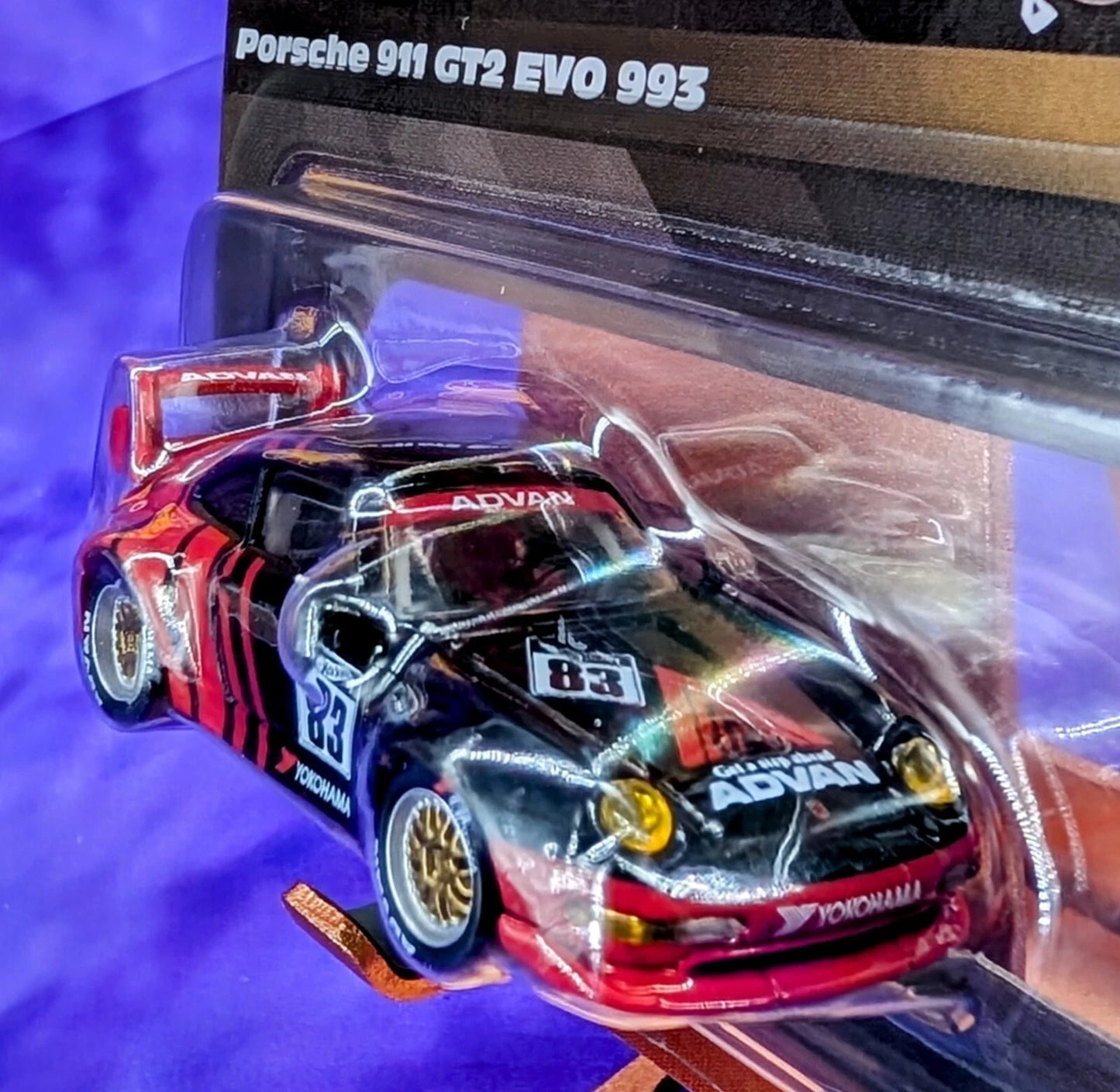 Hot Wheels ADVAN Porsche 911 GT2 EVO 993 - ELITE 64