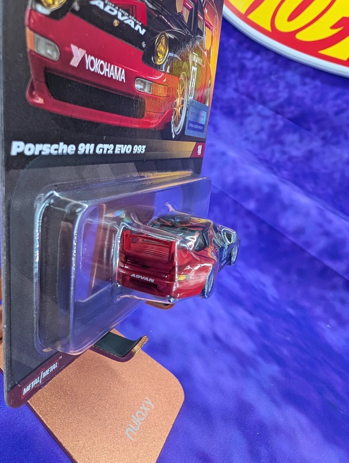 Hot Wheels ADVAN Porsche 911 GT2 EVO 993 - ELITE 64