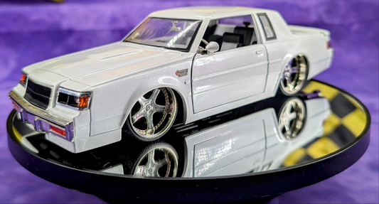 Jada Dub City Buick Grand National Old Skool 1/24 Scale