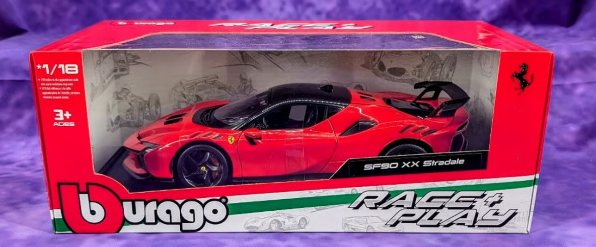 Bburago 1/18 Ferrari SF90 XX Stradale – Red – Race & Play