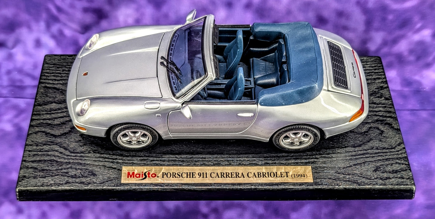 Maisto 1994 Porsche 911 Carrera Cabriolet - 1:18 Scale
