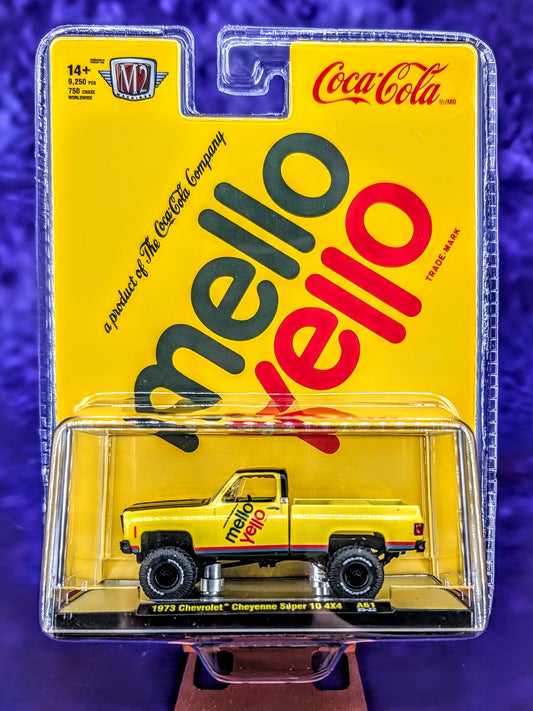 M2 Machines 1973 Chevrolet Cheyenne Super 10 4X4 – Mello Yello - A61 25-22