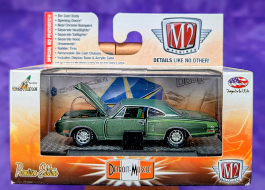 M2 Machines 1970 Dodge Super Bee 383 - R30 15-18