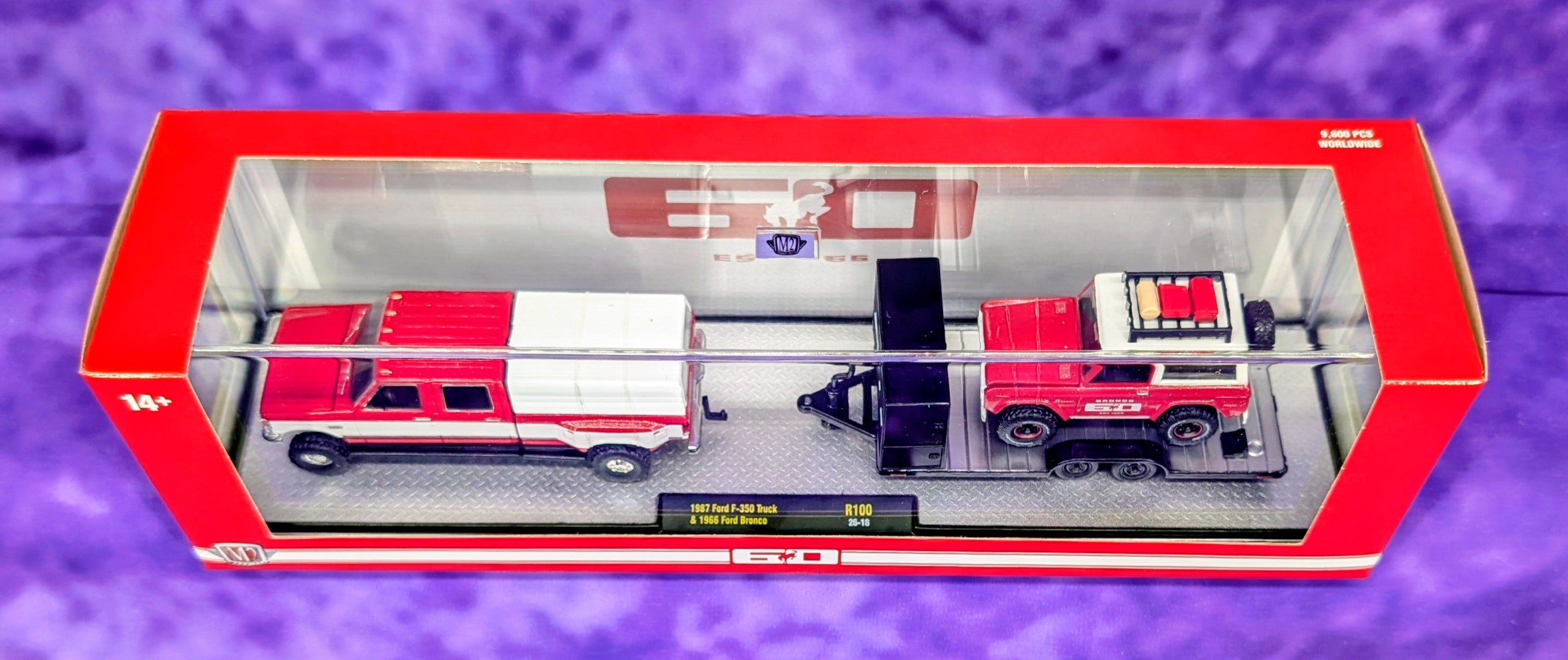 M2 1987 フォード F-350　トラック & 1966 フォード・ブロンコ M2 Machines 1987 Ford F-350 Truck & 1966 Ford Bronco - Auto
