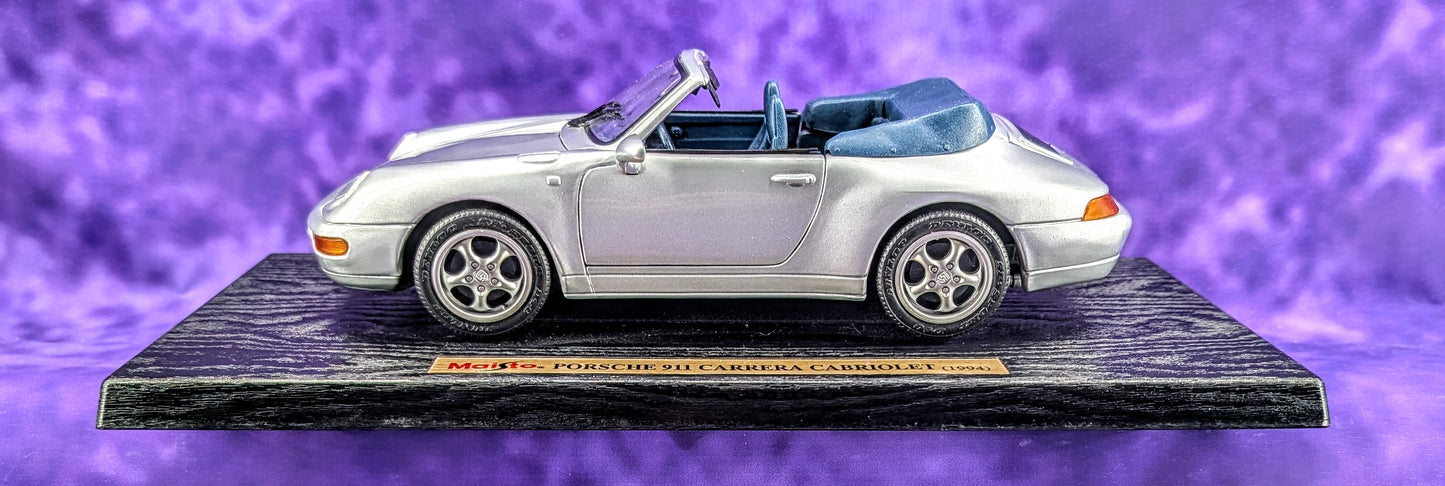 Maisto 1994 Porsche 911 Carrera Cabriolet - 1:18 Scale