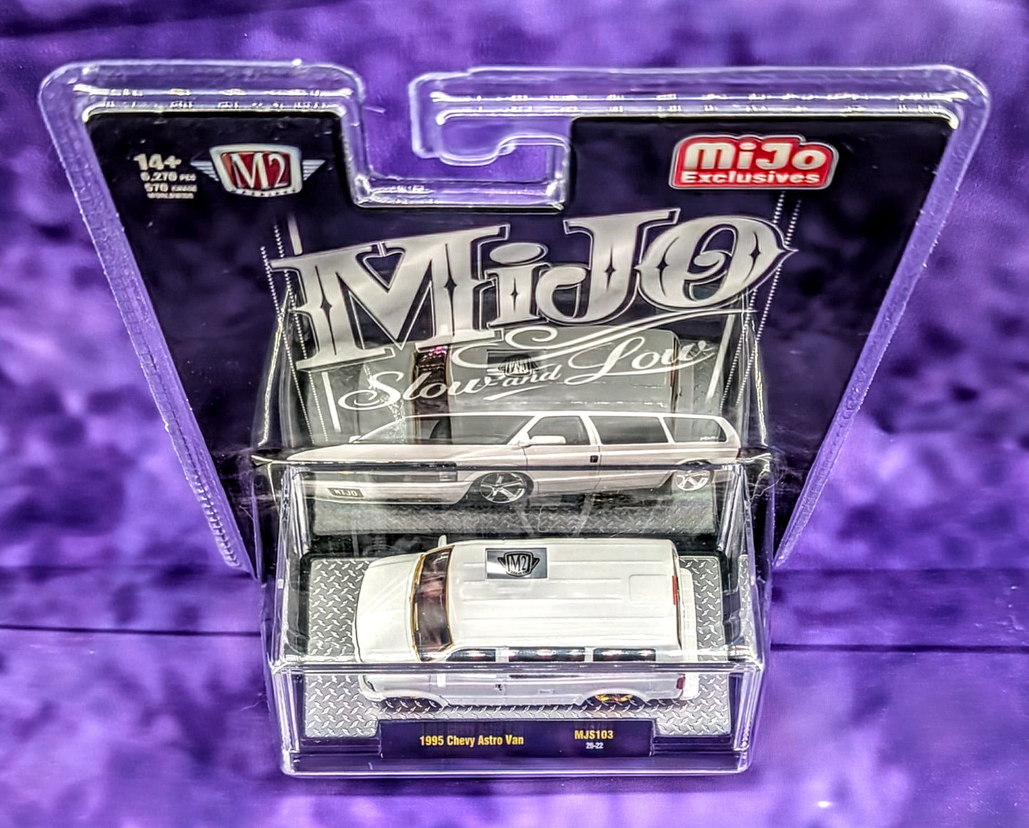 CHASE M2 Machines 1995 Chevy Astro Van - 1 of 570 - Slow and Low - Hobby Exclusive