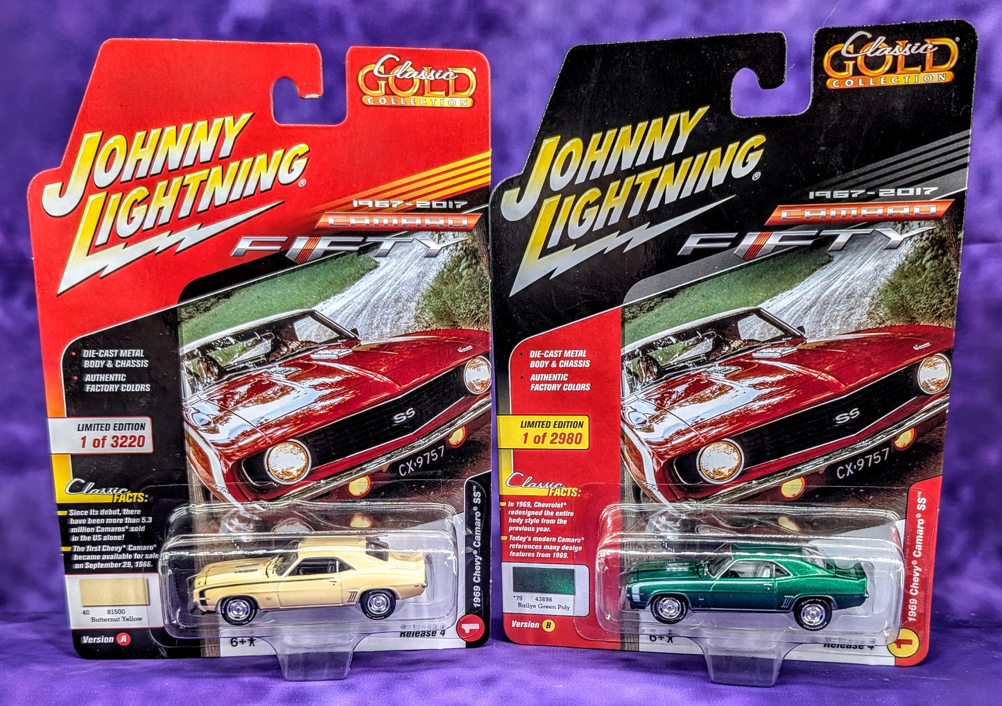 Johnny Lightning 1969 Chevy Camaro SS - Set of 2 - Classic Gold Collection (Release 4)