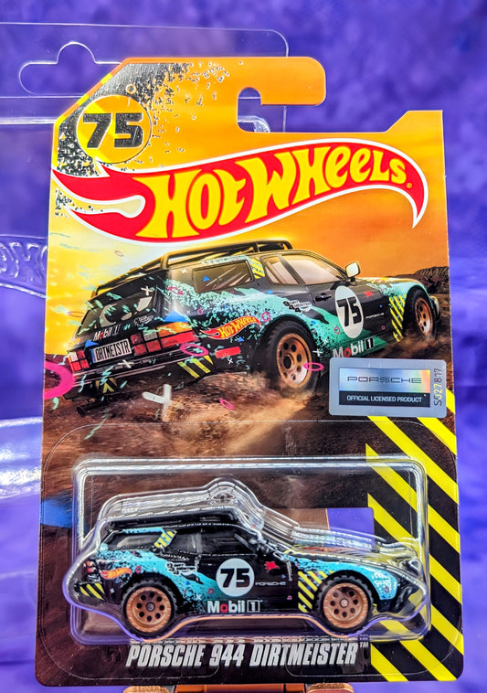 Hot Wheels x Mobil 1 RLC Porsche 944 Dirtmeister - Legends Tour - Red Line Club