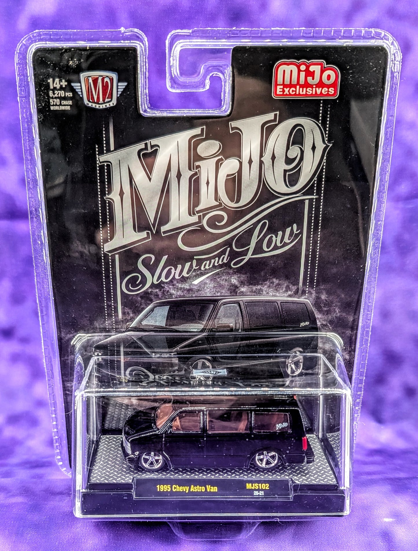 M2 Machines 1995 Chevy Astro Van - Slow and Low - Hobby Exclusive