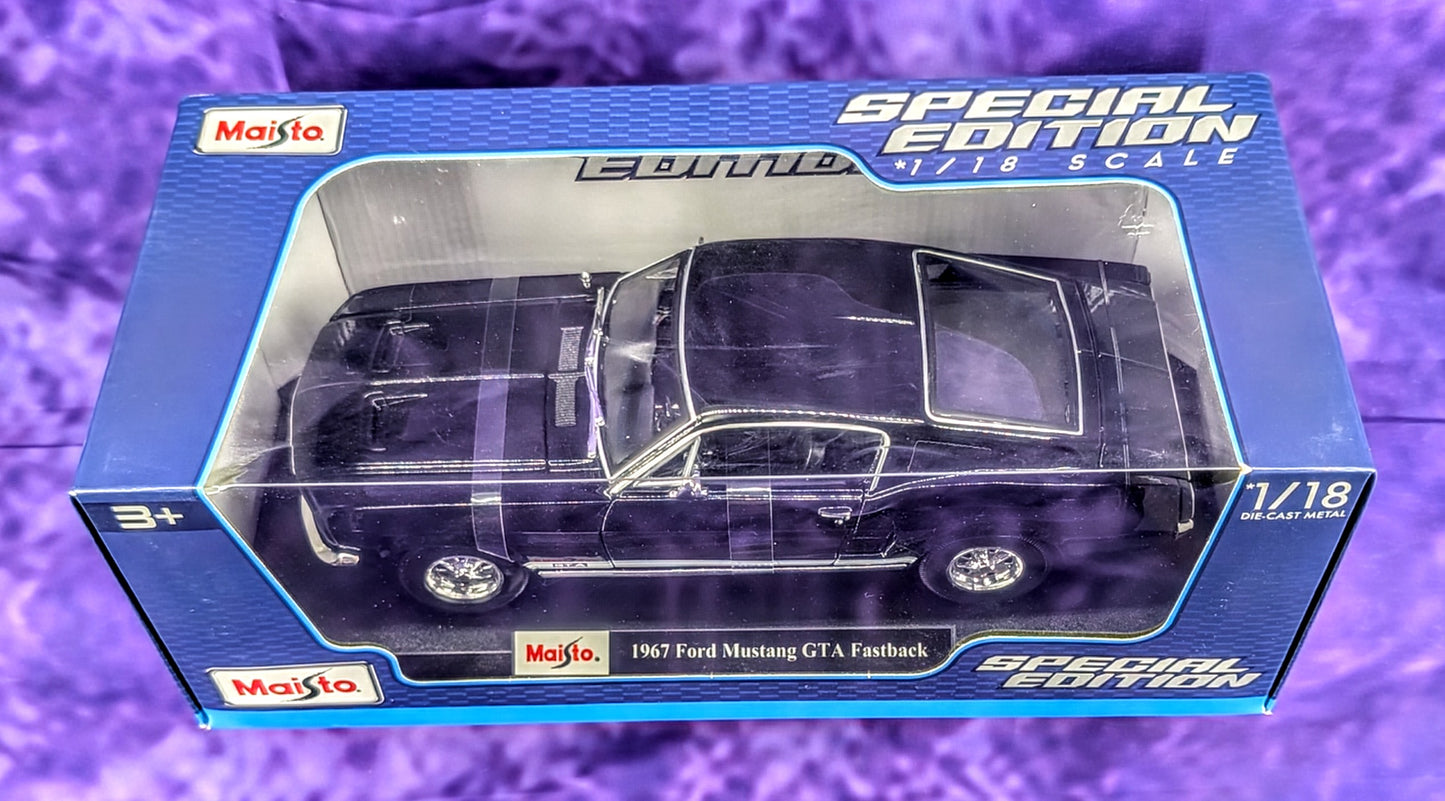 Maisto 1967 Ford Mustang GTA Fastback - Special Edition - 1:18 Scale