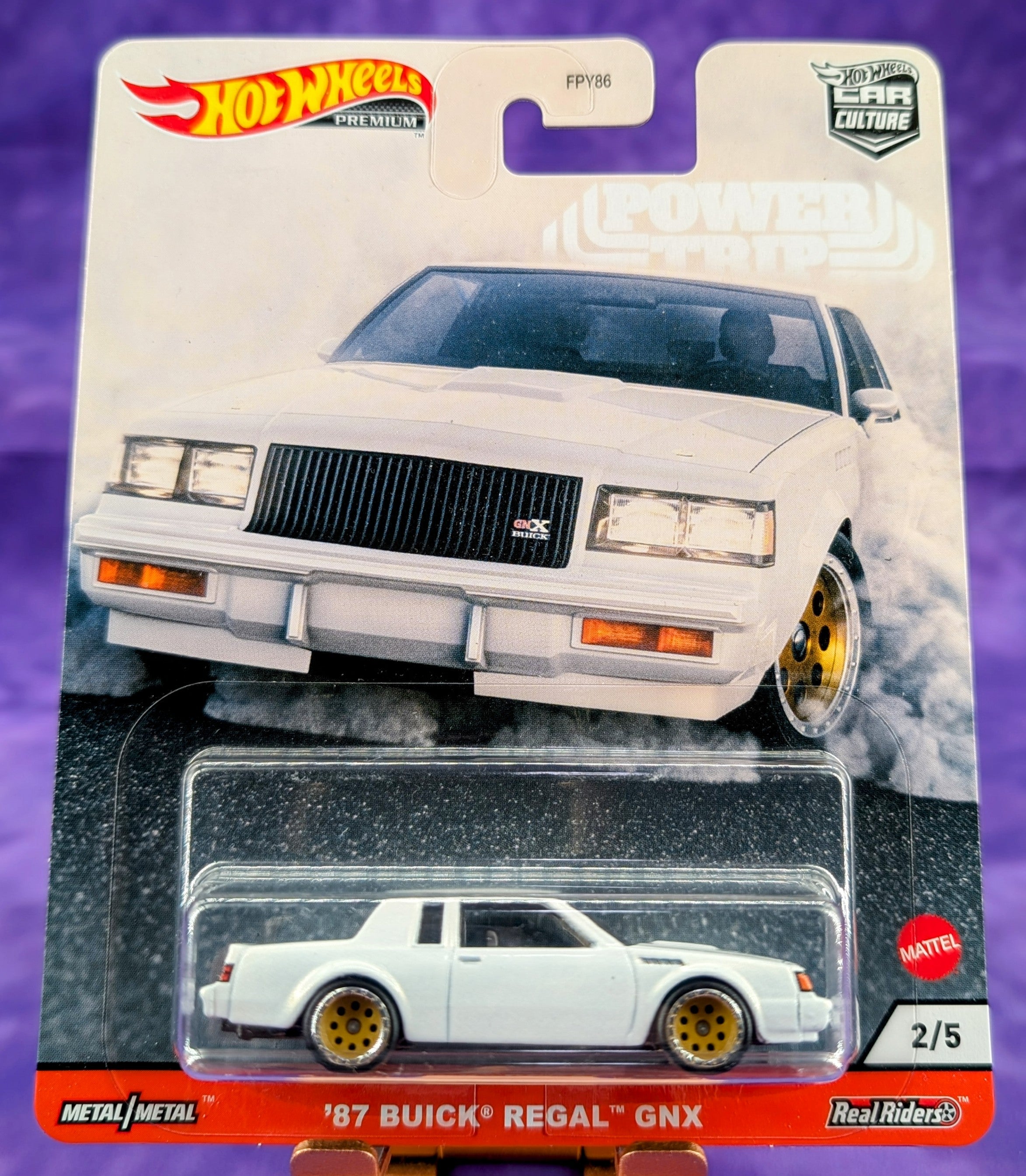 Hot Wheels ’87 Buick Regal GNX Bianco - 2/5 Power Trip - Modellino Auto 1:64