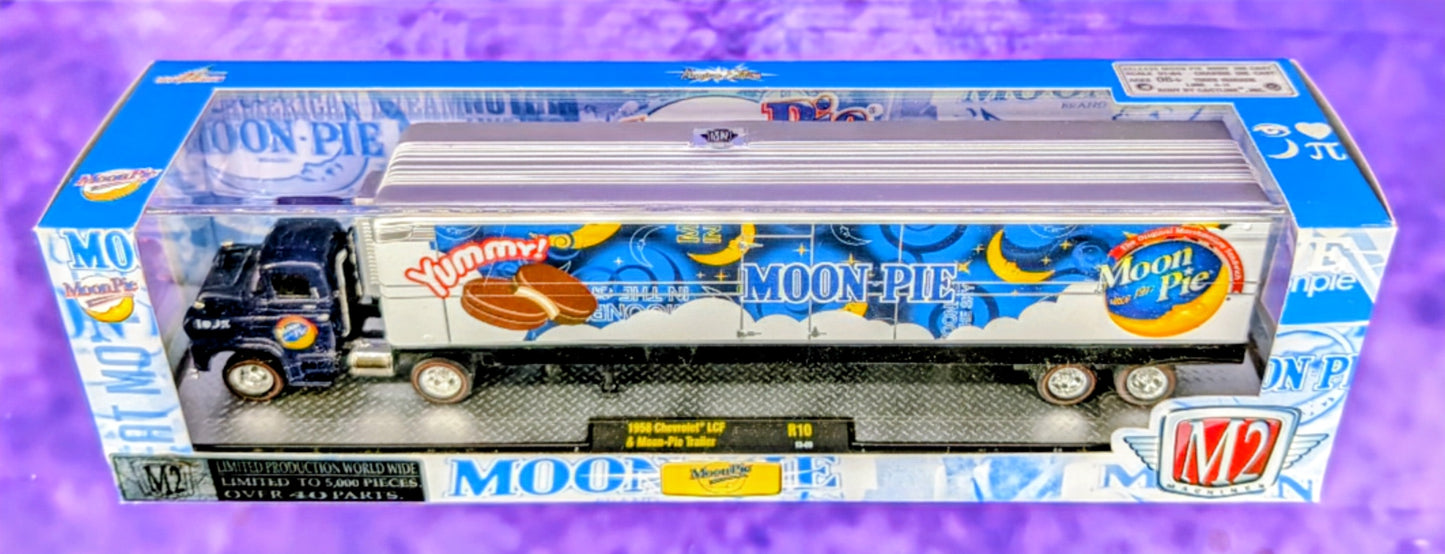 M2 Machines 1958 Chevrolet LCF & Moon-Pie Trailer - R10