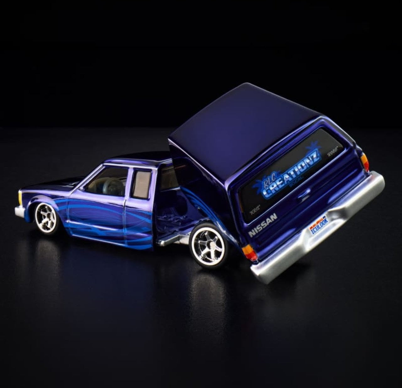 Hot Wheels RLC 1986 Nissan 720 King Cab - Red Line Club