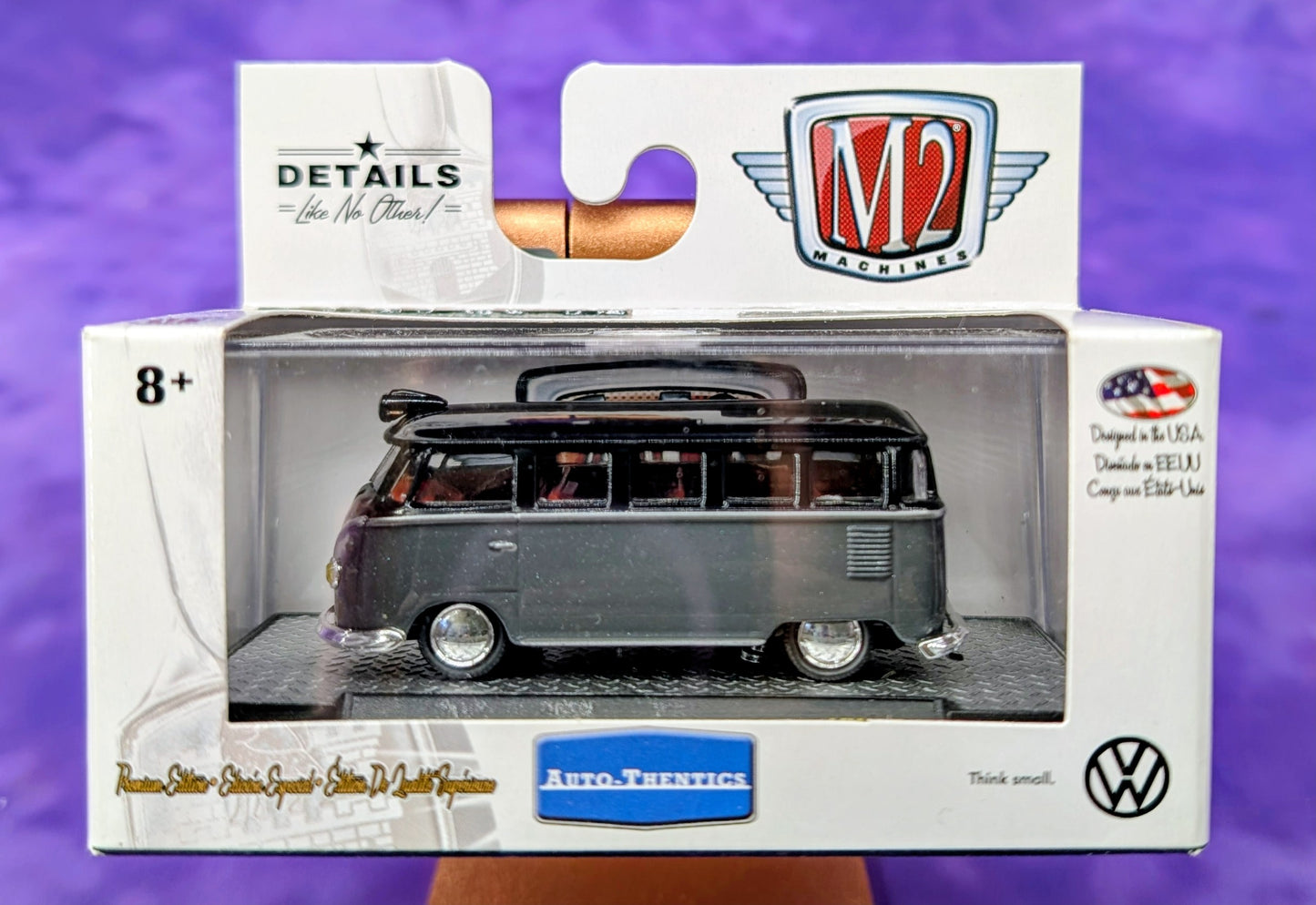 M2 Machines 1958 VW Microbus 15 Window USA Model - VW05 18-03