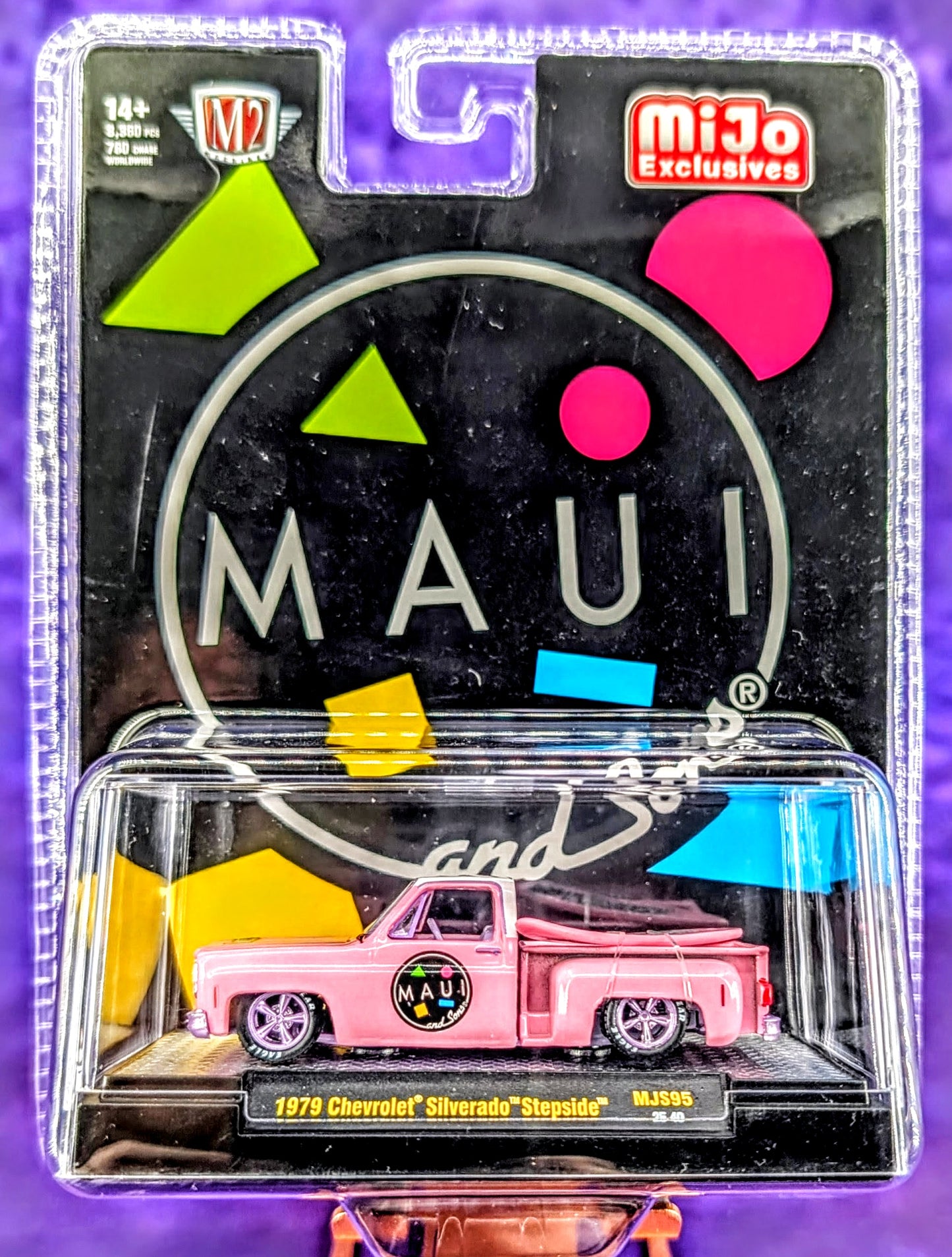 CHASE! M2 Machines 1979 Chevrolet Silverado Stepside with Surfboard Maui & Son – 1 of 750 - Pink – MiJo Exclusives Limited Edition