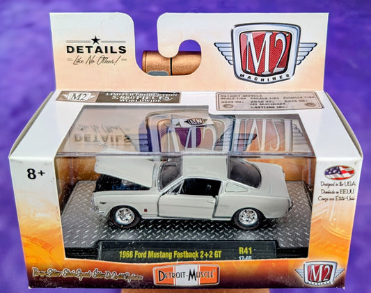 M2 Machines 1966 Ford Mustang Fastback 2+2 GT - R41 17-65