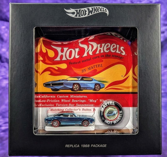 Hot Wheels Original 16 Custom Camaro & Button Replica - #02037/03000 - 2018 Red Line Club