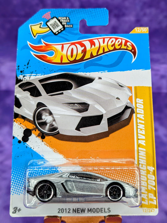 Hot Wheels Lamborghini Aventador LP700-4 - 2012 New Models - Mainline