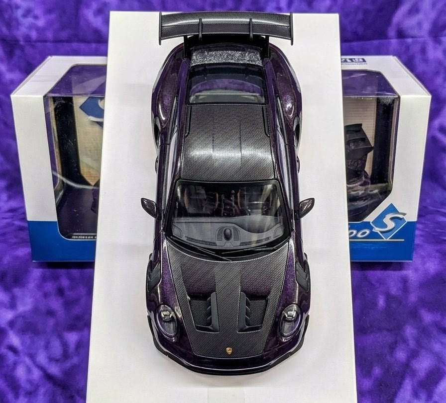 Solido 1:18 2024 Porsche 911 GT3 RS Weissach Package – Purple Metallic