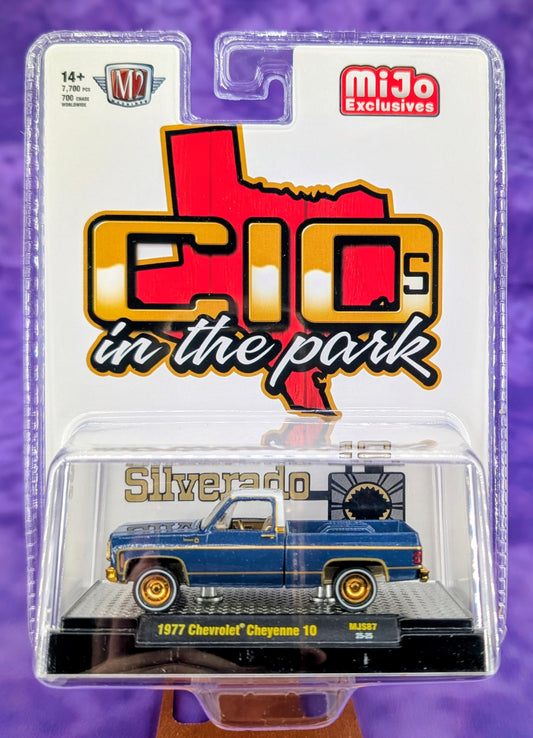 CHASE! M2 Machines 1:64 1977 Chevrolet Cheyenne 10 – Blue – C10s In The Park – MiJo Exclusives Limited Edition