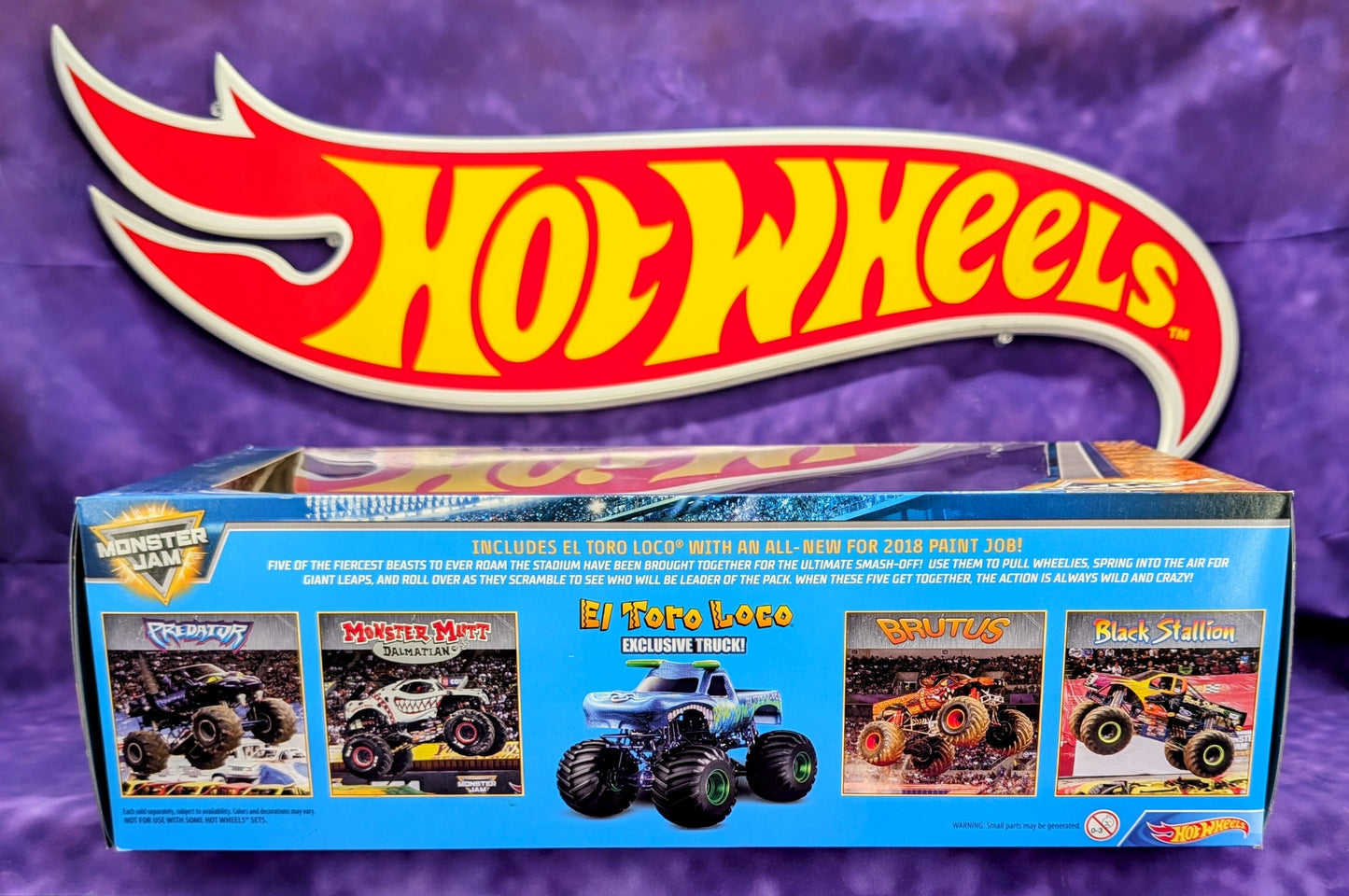 Hot Wheels 2018 Monster Jam Smash Up Stadium 5-Pack - feat. El Toro Loco Exclusive - VHTF