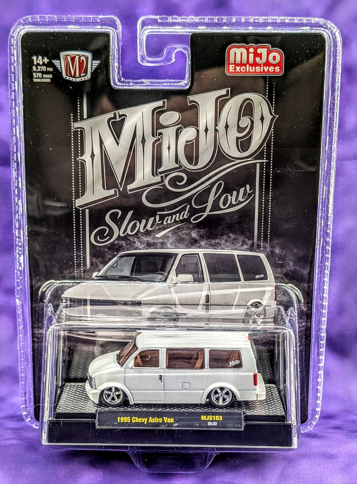 M2 Machines 1995 Chevy Astro Van - Slow and Low - Hobby Exclusive